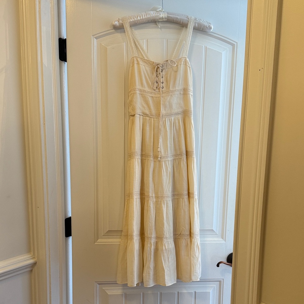 NEVER WORN! Sage Cream Lace Detail Dress